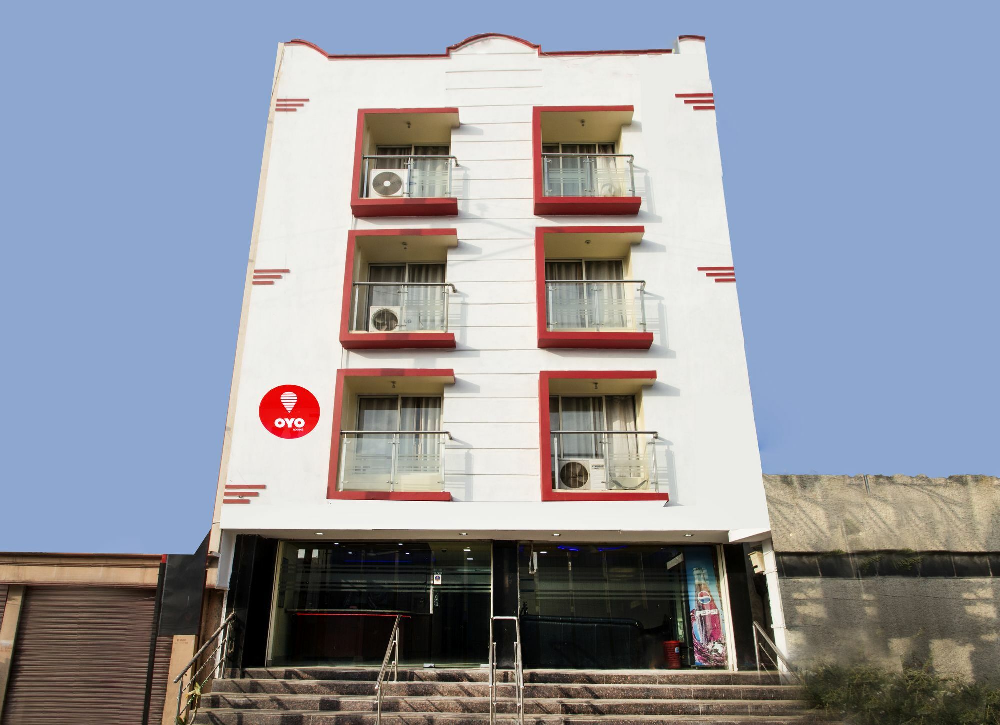Oyo 2840 Kanha Grand Hajdarabad Zewnętrze zdjęcie